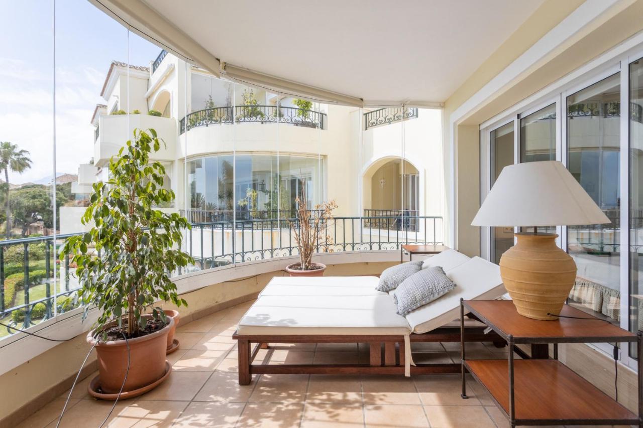 Homeforguest Front Line Beach Apartment In Hacienda Playa Marbella Ngoại thất bức ảnh