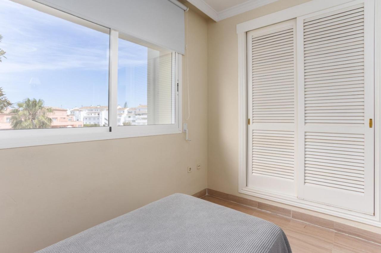 Homeforguest Front Line Beach Apartment In Hacienda Playa Marbella Ngoại thất bức ảnh