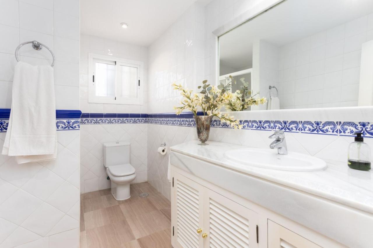 Homeforguest Front Line Beach Apartment In Hacienda Playa Marbella Ngoại thất bức ảnh