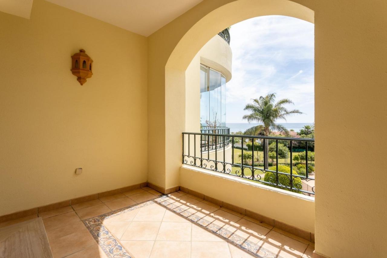 Homeforguest Front Line Beach Apartment In Hacienda Playa Marbella Ngoại thất bức ảnh