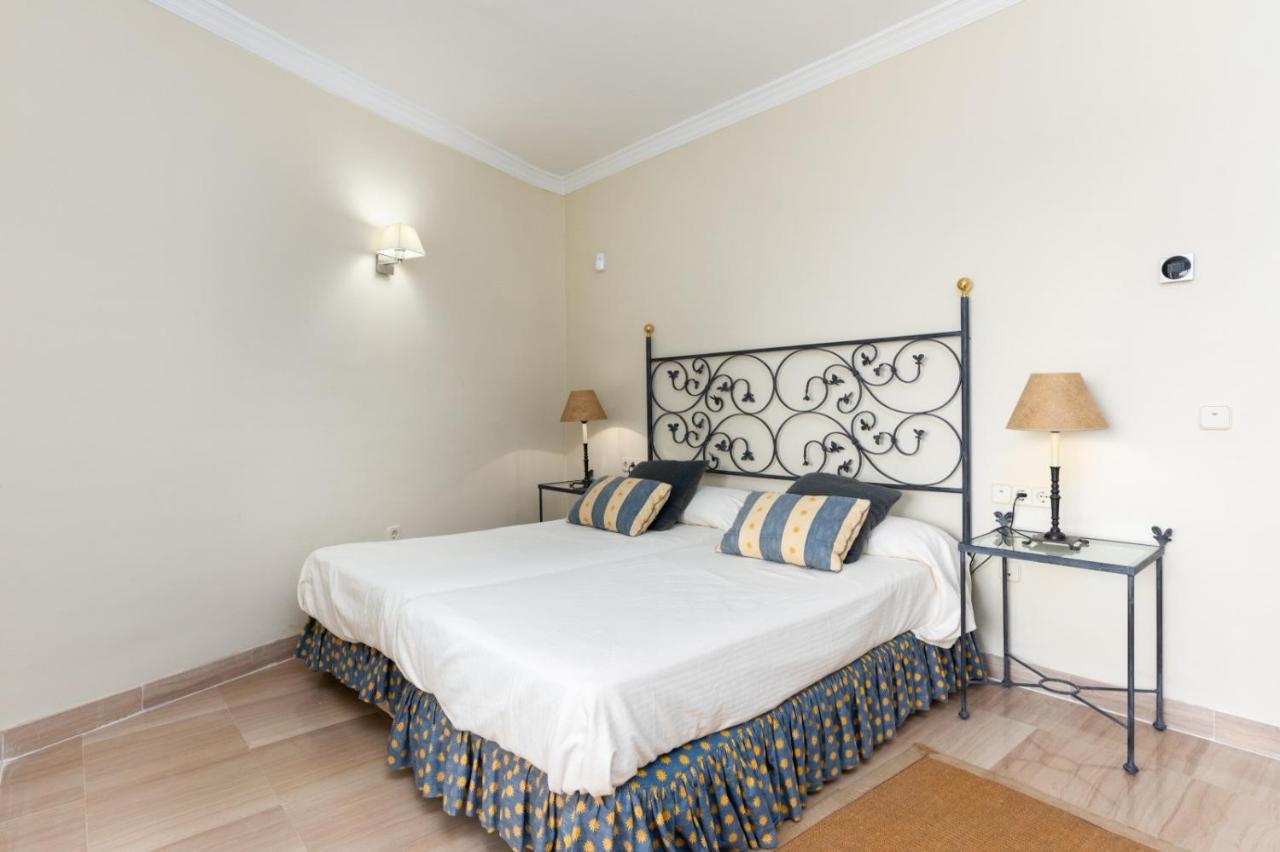 Homeforguest Front Line Beach Apartment In Hacienda Playa Marbella Ngoại thất bức ảnh