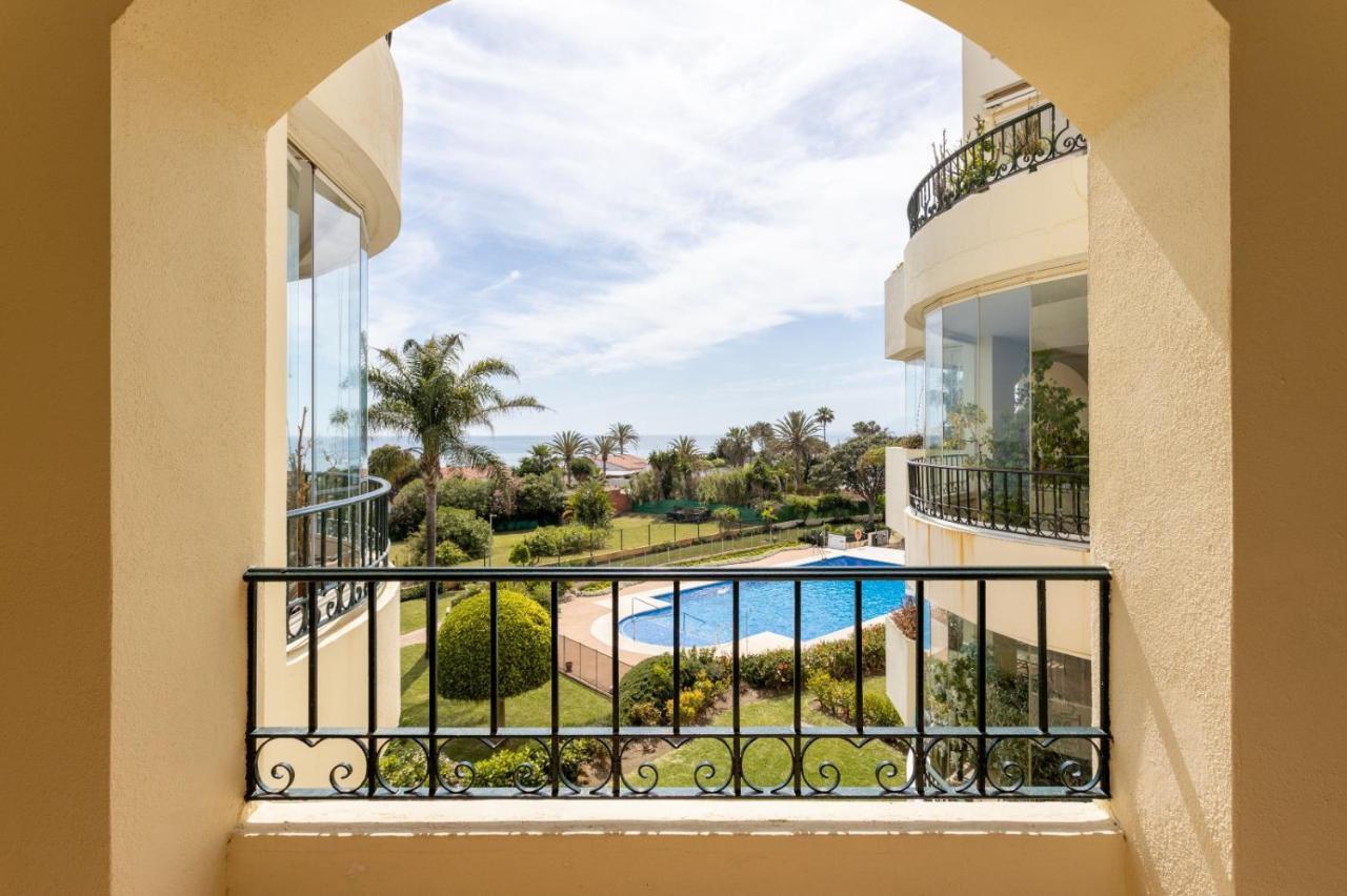 Homeforguest Front Line Beach Apartment In Hacienda Playa Marbella Ngoại thất bức ảnh